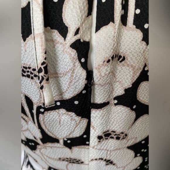 Ted Baker Black and White Flutter Sleeve Sundress gorgeous dress. Size 1 Ted B. - Picture 6 of 6